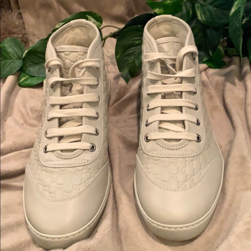 ❌TRADED❌ Gucci Guccissima Leather Hi-Top Sneaker - Picture 1 of 16